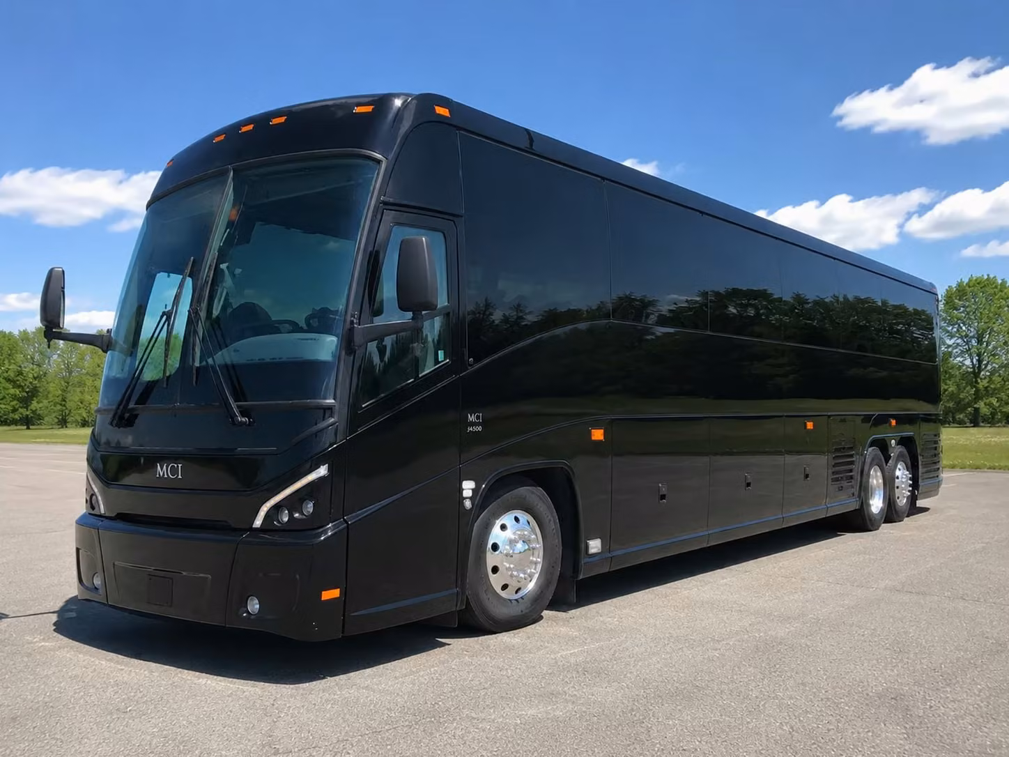 charterbusrentalpittsburgh com makes airport transfers to pittsburgh international easy for corporate groups