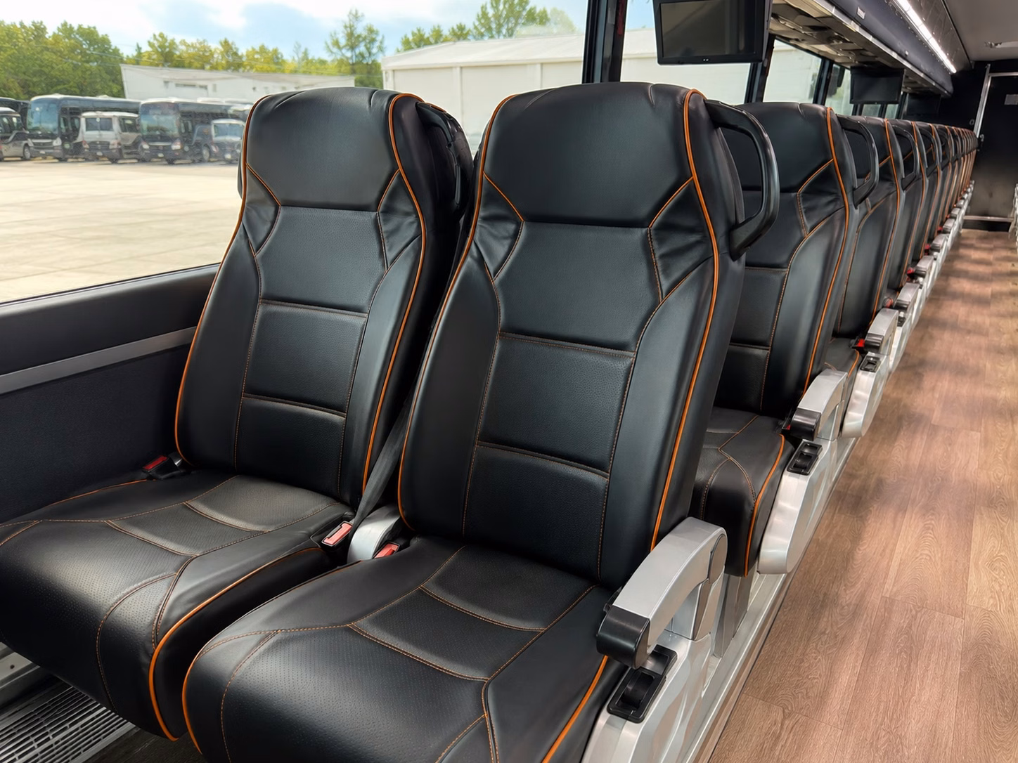 pittsburgh party buses make prom night an unforgettable experience before you even arrive