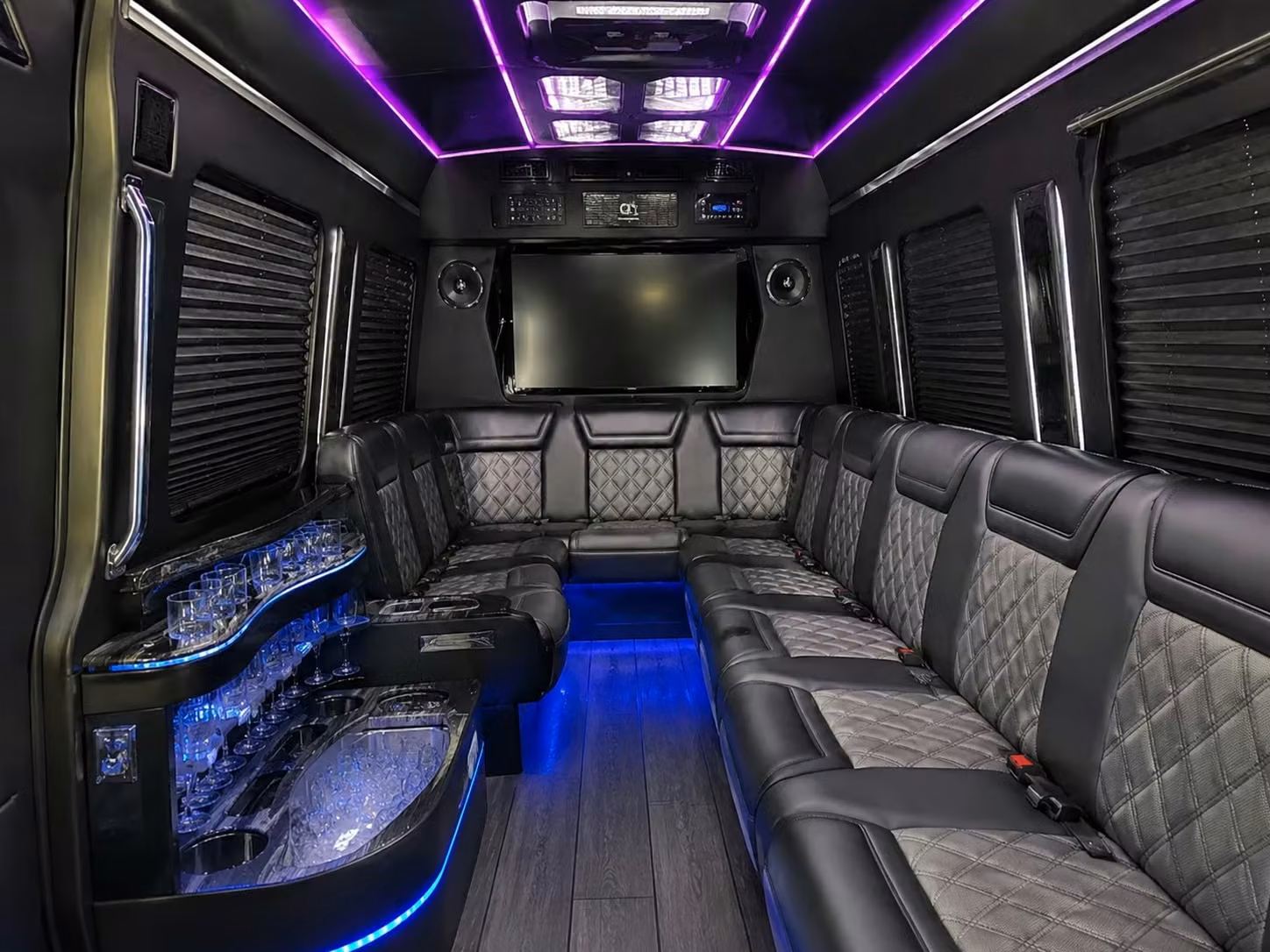 youth sports team transportation and tournament shuttle bus rentals in pittsburgh